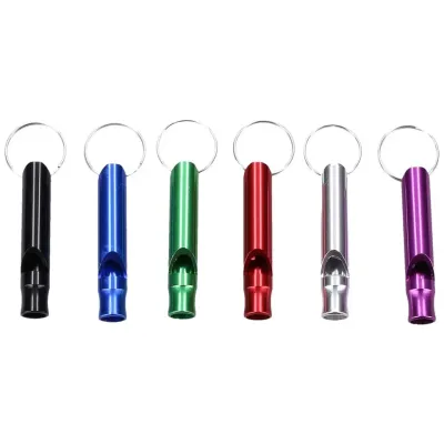 Kľúčenka píšťaľka farebná 8cm