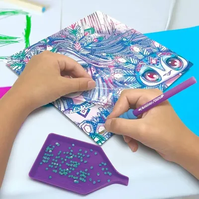 Nebulous Stars Glitrované maľovanie Isadora