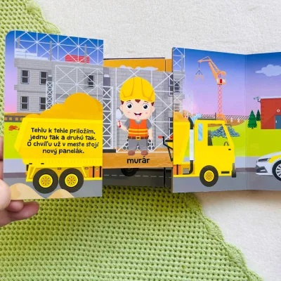 Knižka s prekvapením: Kto som a čo robím?